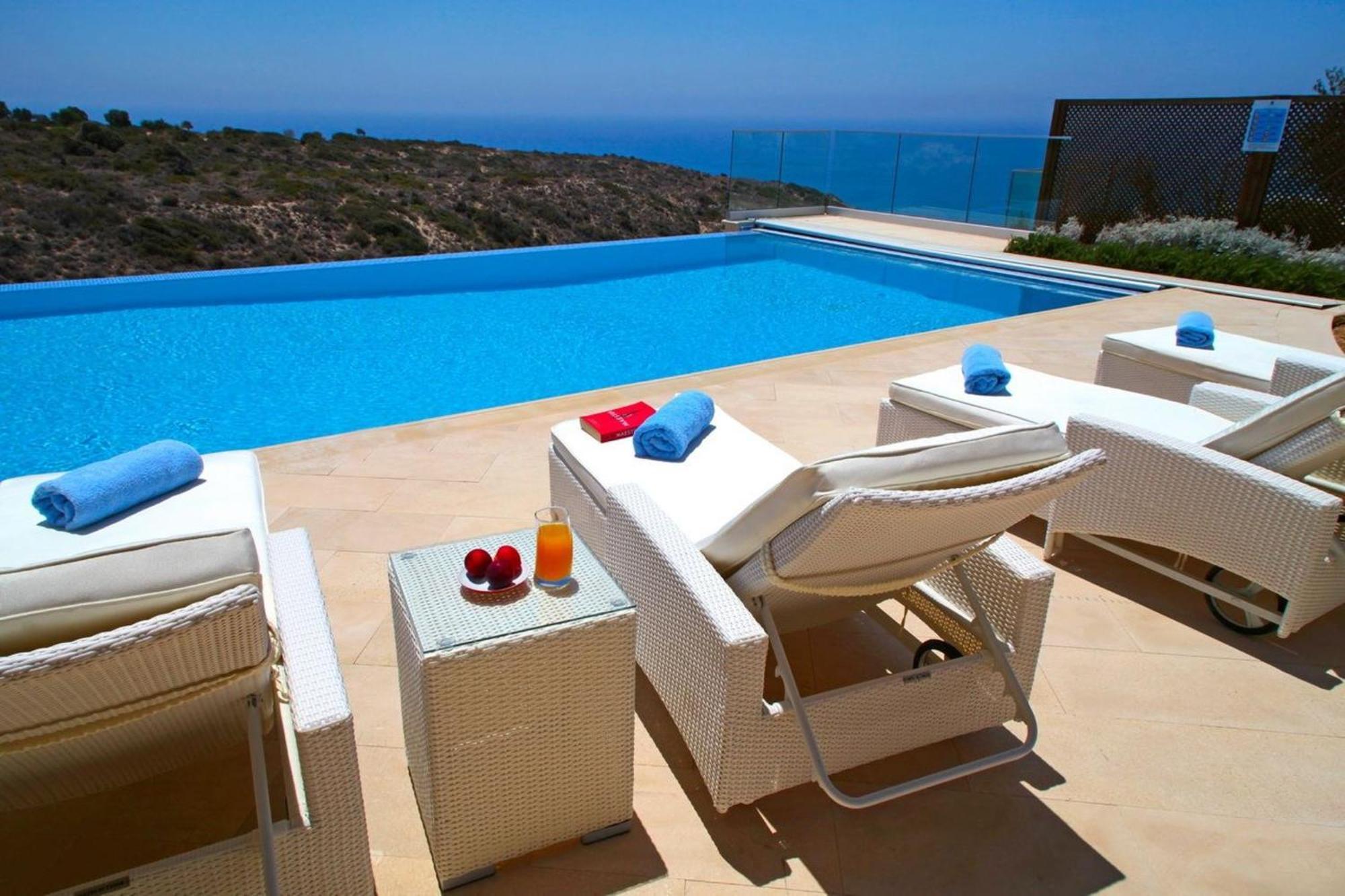 Willa Aphrodite Hills Mythos Collection Poseidon Private Pool Sea View 4 Bedrooms